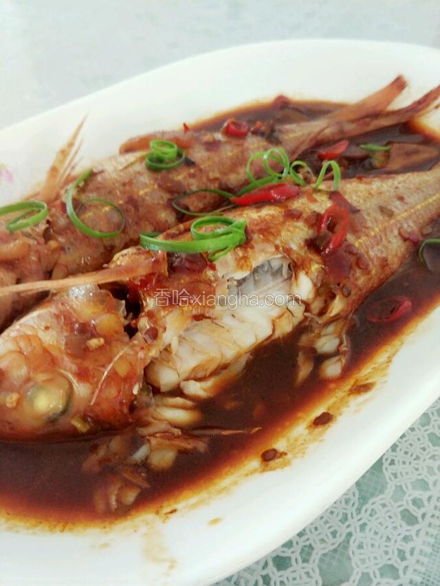 吃了一口肉质鲜嫩入味！