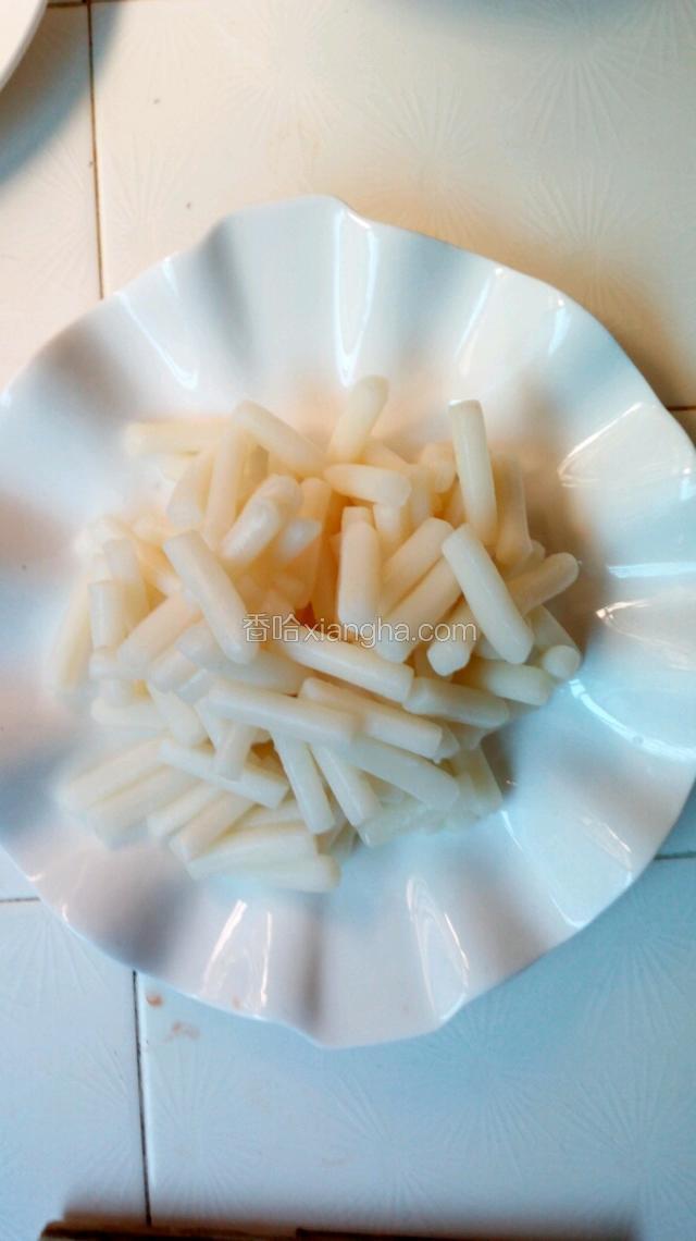 泡好的年糕