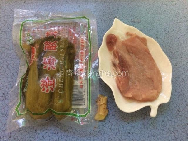 准备好图中食材，备用。