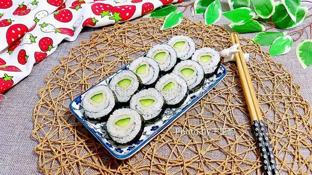 紫菜卷寿司