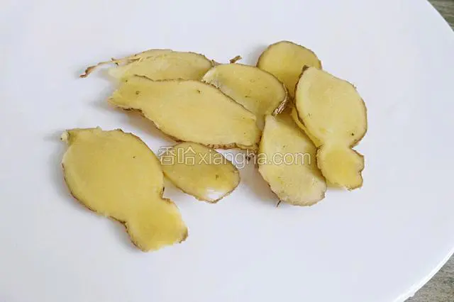 把姜切片