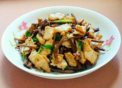 茶树菇炒瘦肉