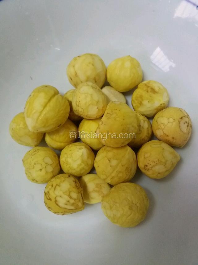 板栗去殼，去衣