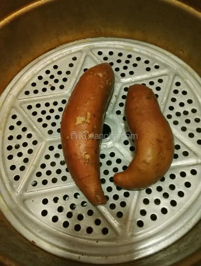 放入蒸锅，蒸半小时