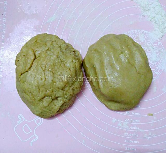 做好的水油皮和油酥皮面团
