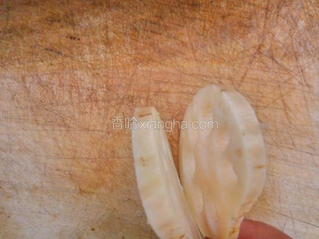 切成2至3厘米厚的片