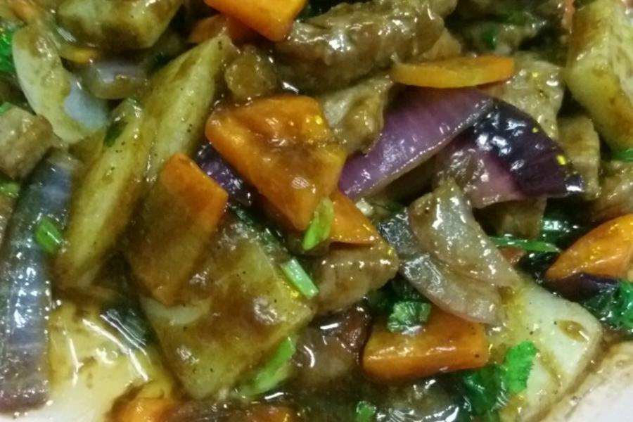 饵块炒牛柳