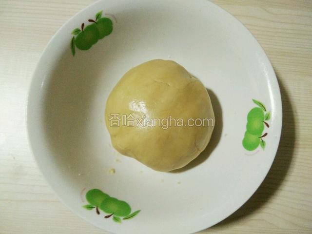 揉成面团