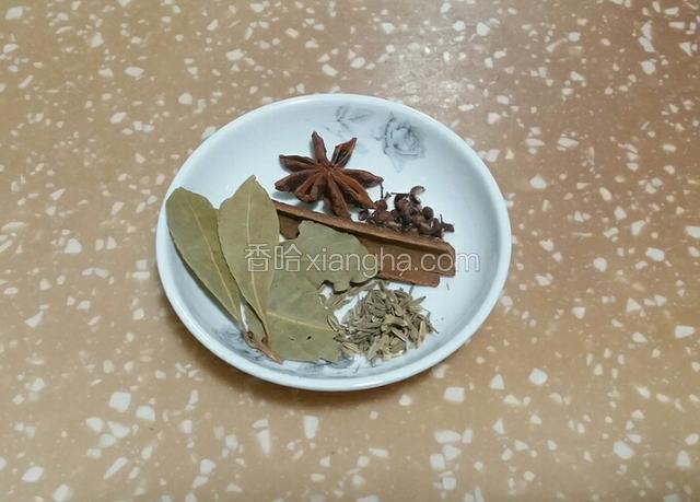 准备好需要的香料