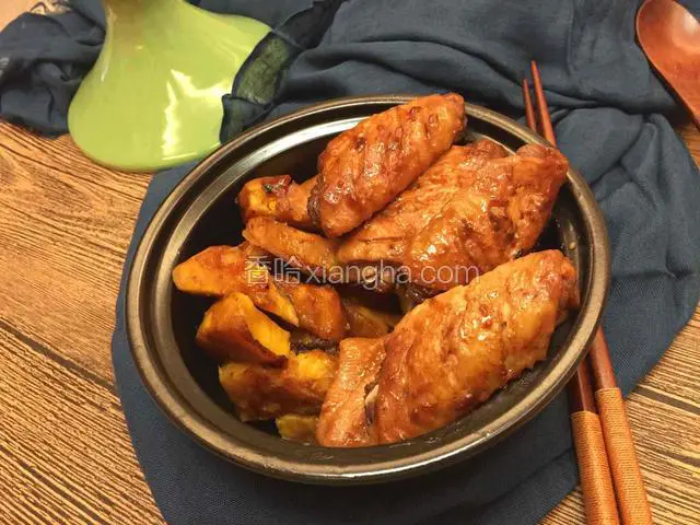 三汁焖红薯鸡翅