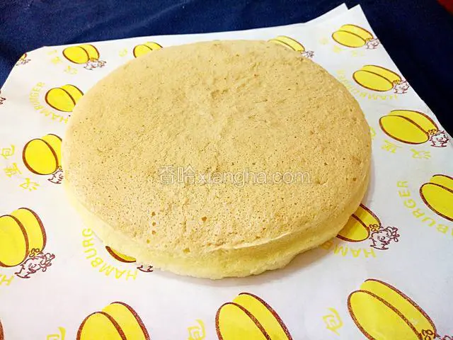 60分钟后出炉，待凉至室温，脱模即可