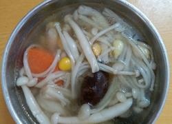 蘑菇素菜汤