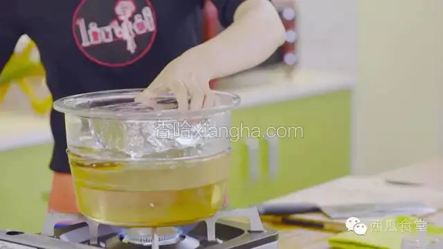 盖上锡纸，上蒸锅30分钟