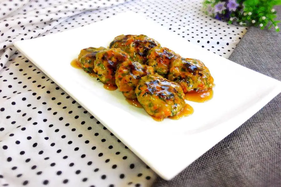 香煎鸡肉饼