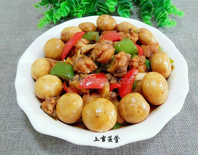 摆盘后成品图很赞噢！是不是让你胃口大开？