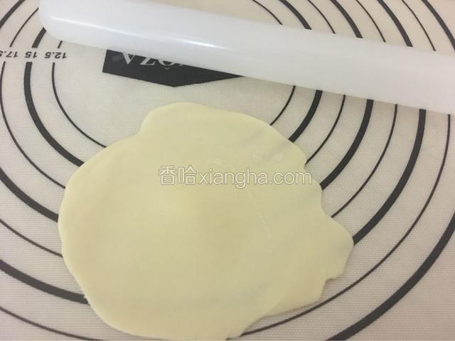 擀成圆皮