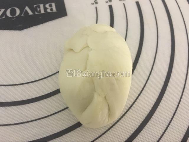 在手心里按扁