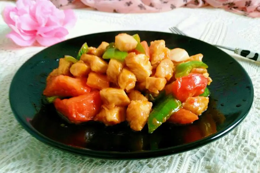  番茄汁烧鸡肉丁