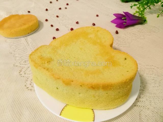 侧面图，颜色黄金，口感不错。