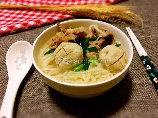 肥牛肉丸汤面