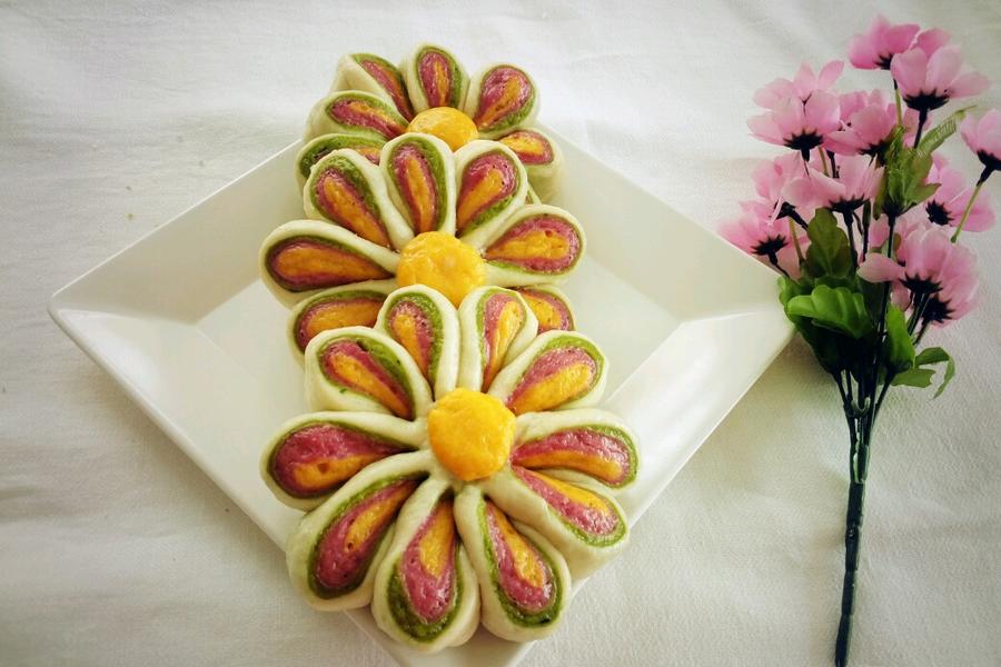 五彩梅花饼