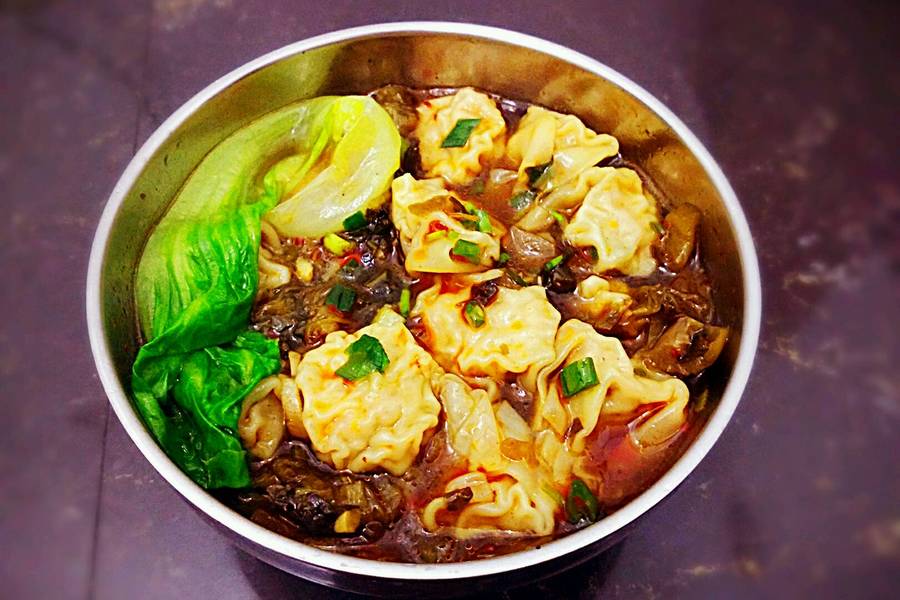 麻辣酸菜小馄饨