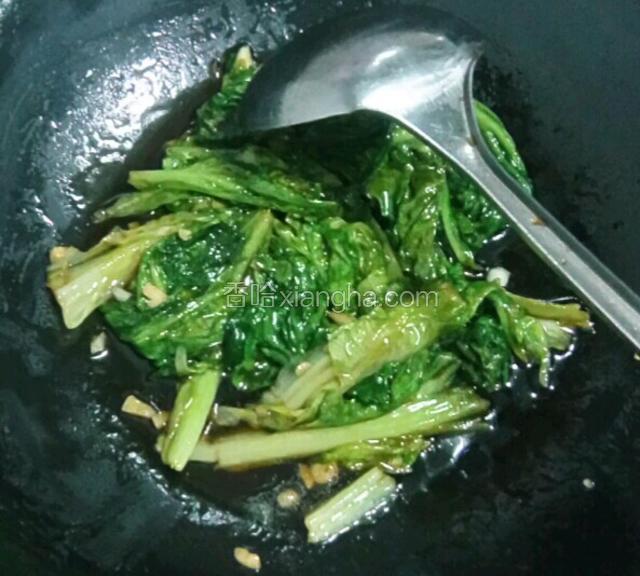 继续煸炒至汤汁变粘稠后即可。