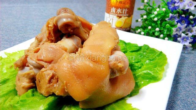 用手抓着啃吧！