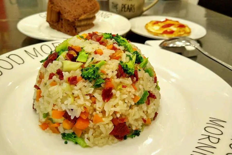 牛肉杂蔬蛋炒饭