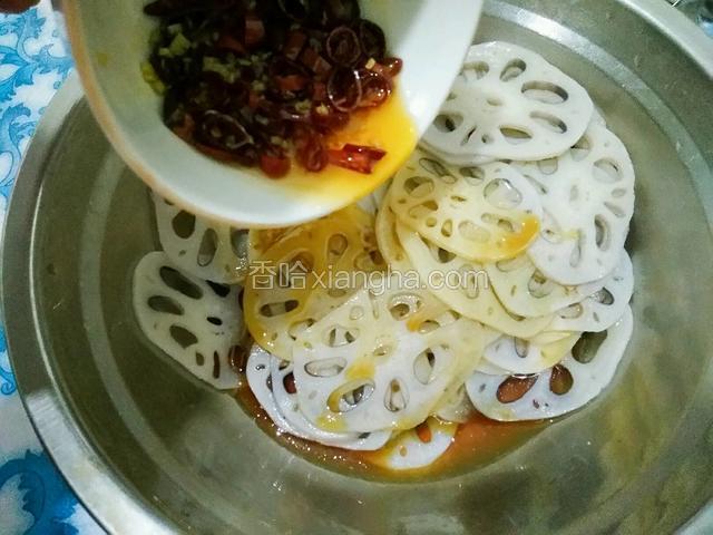 然后倒入步骤10，搅拌均匀即可。