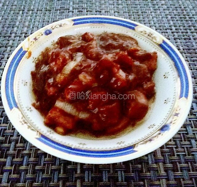 炸好滴精品五花肉炸酱；