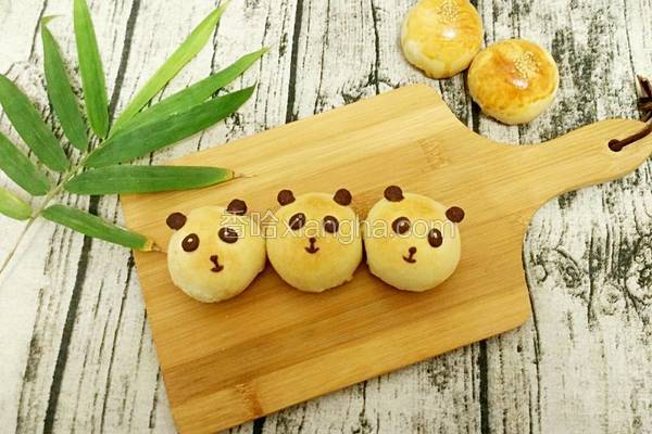 熊猫蛋黄酥