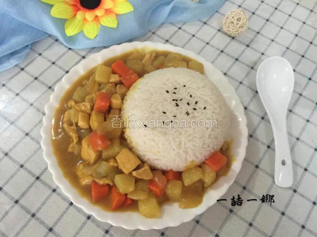 咖喱土豆鸡块饭