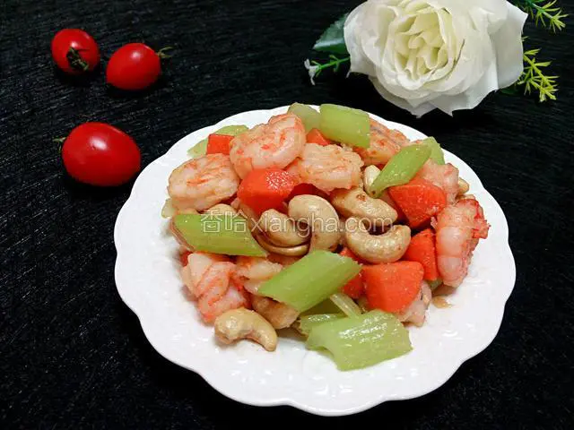 西芹腰果虾仁