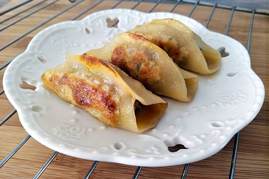 猪肉芹菜大葱馅煎饺