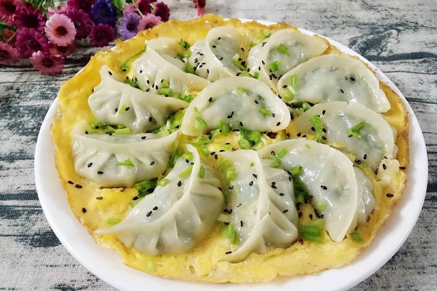 鸡蛋抱饺