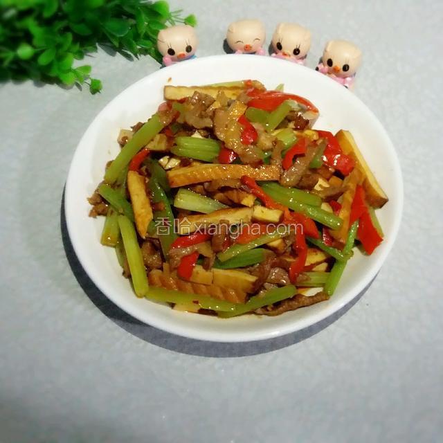 芹菜肉丝炒香干