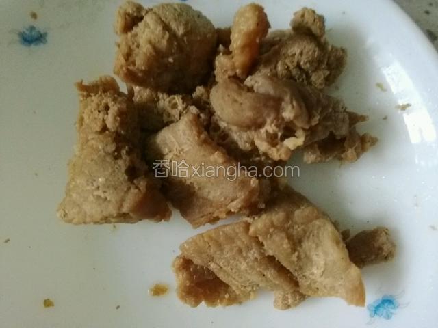 瘦肉炒成片