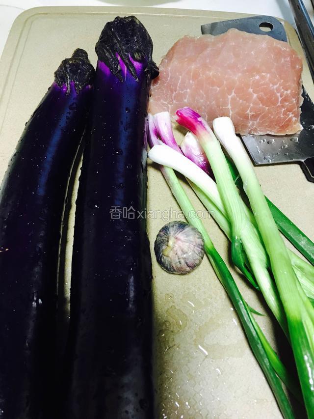 准备好食材。