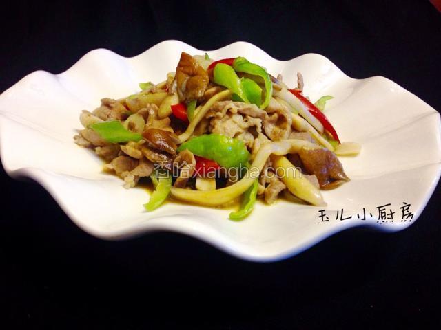大球盖菇炒肉