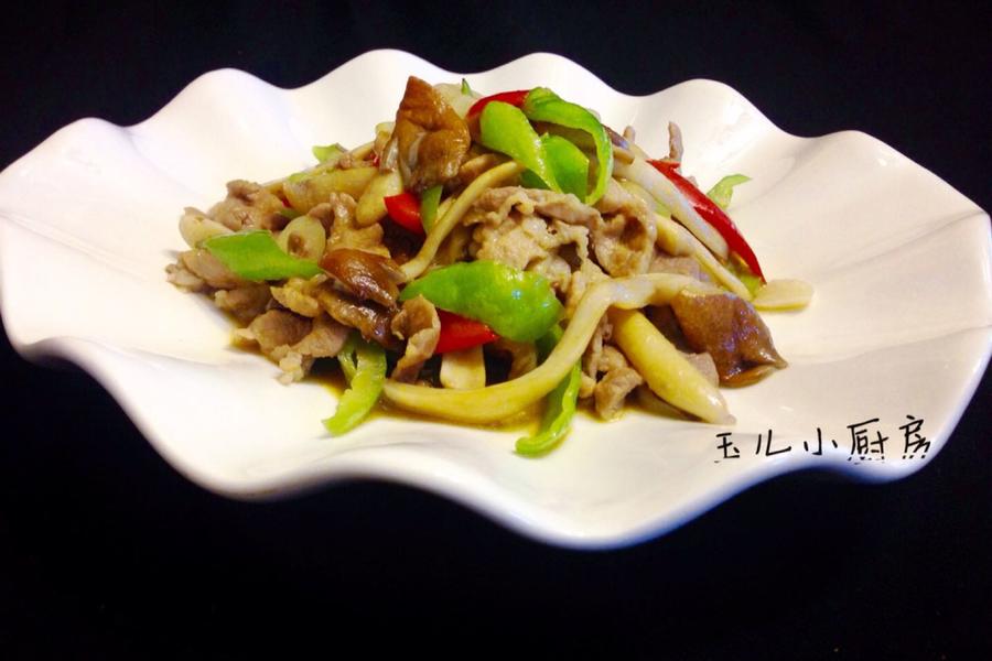大球盖菇炒肉