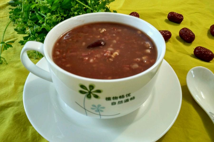 红枣红米红豆核桃粥