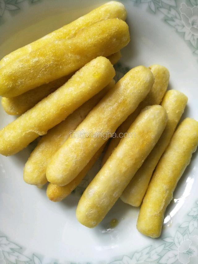 捞出控油，装盘子里