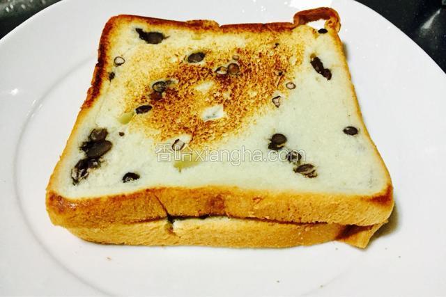 然后再盖上一片面包