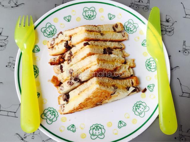 香香的三明治做好了