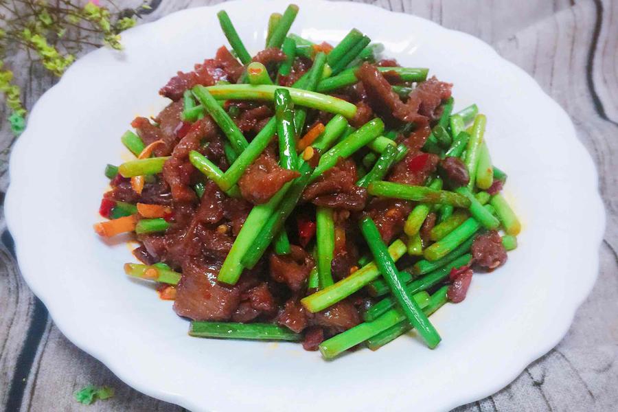 蒜薹牛肉