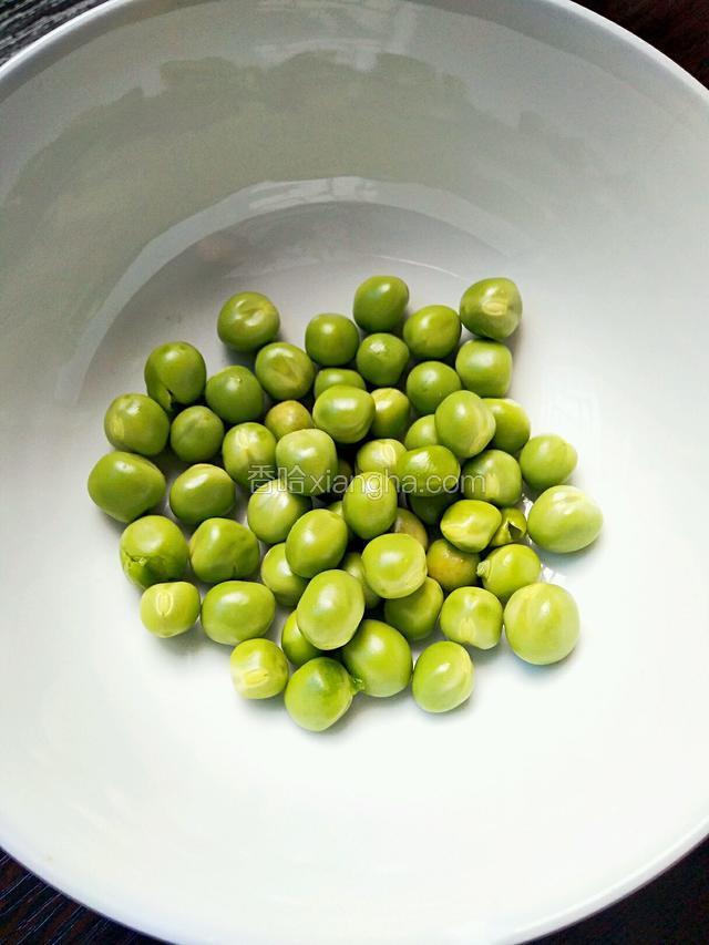 豌豆米洗好待用
