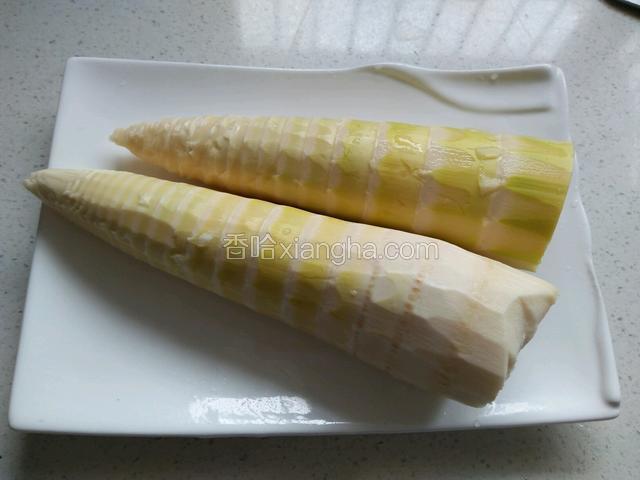 竹笋去皮