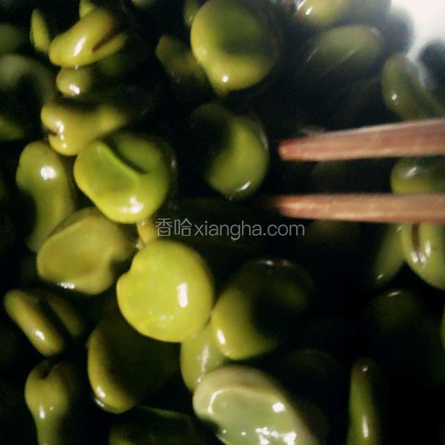 食用前淋上芝麻香油即可