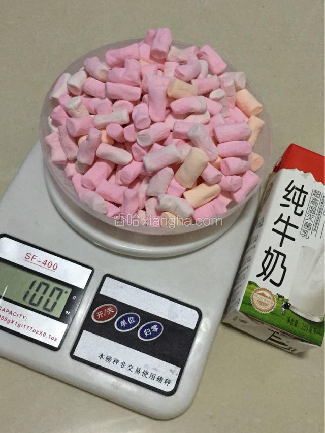 准备棉花糖100g牛奶240h